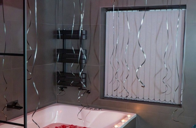 Sk Stays Luxury Home Jacuzzi Bath & Cinema Room