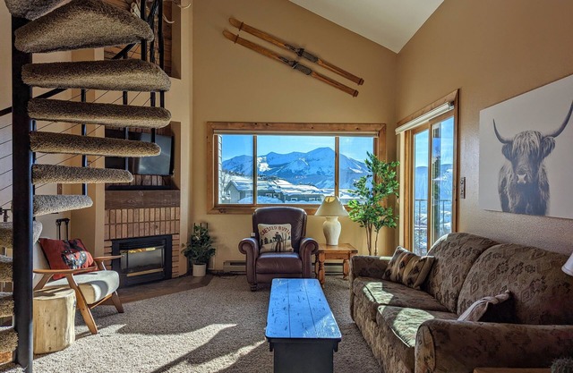 Ski and Bike In/Out Condo on Mt. Crested Butte with Private Entrance. Sleeps 8