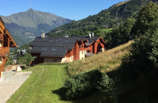 Ski apartment in luxury residence with pool & spa (St Martin de Belleville)