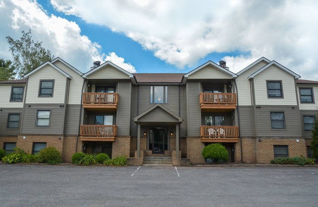 Ski Harbor 45 | Community Indoor Pool!