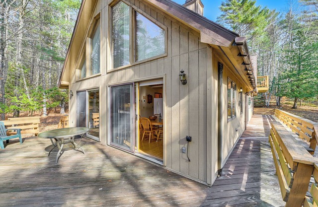 Ski, Hike & More: Adirondack Family Home
