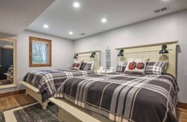 Ski Side Getaway < 1 Mile From Mountain