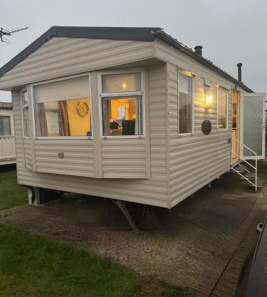 Skipsea Sands Caravan Hire 8 Berth With Air conditioning