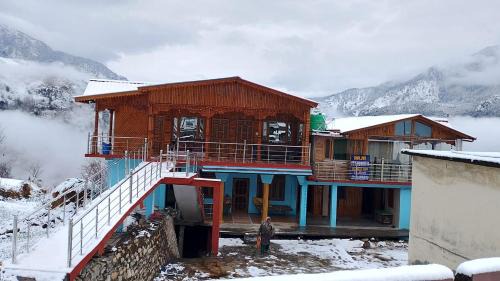 SkY Home Stay at Dayara Bugyal Trek Point Raithal