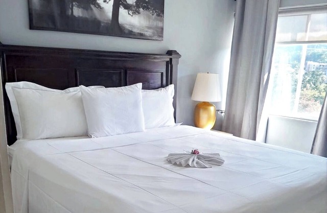 Sky View Retreat - King Bed