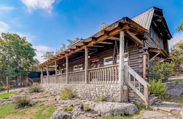Skyband Cabin