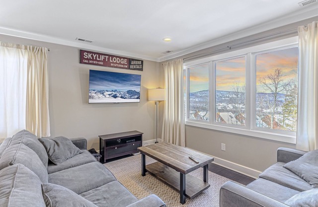 SkyLift Lodge | Vernon I Luxury I Mountain Creek