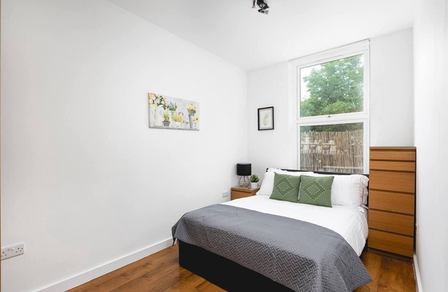 Skyvillion - 2 Bed Apartment In Ladbroke Grove