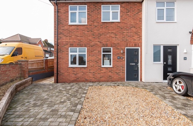 Sleek 1BD Pontac Apartment in the Heart of Didcot