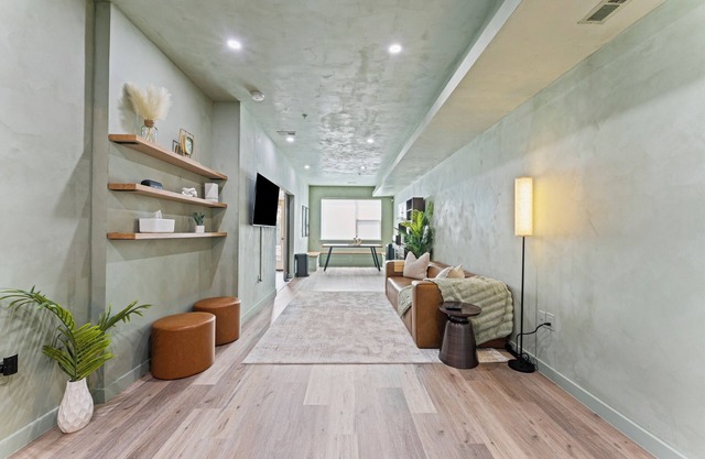 Sleek & Cozy DC Oasis 1BR/1BA w/Accessible backyard