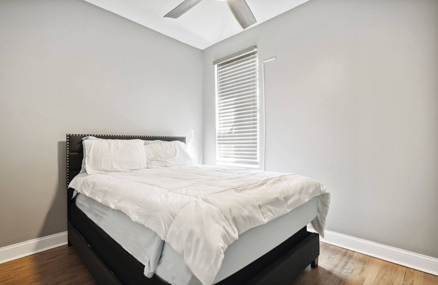 Sleek Duplex Condo Featuring State-of-the-Art 4K LED TVs and PS5 Gaming Console