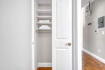 Sleek East Village 2BR w/W/D, near great restaurants, by Blueground
