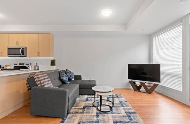 Sleek | Stylish | New Build | Brampton Beauty