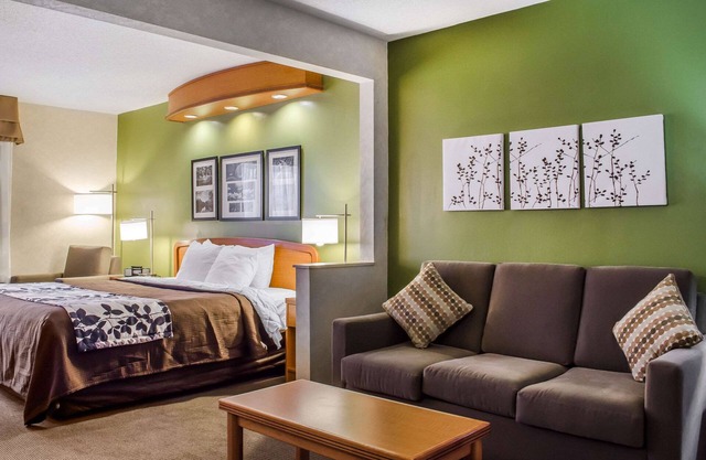 Sleep Inn & Suites Bensalem