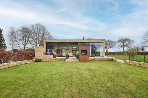 Sleeper Cottage - Sleeps 8