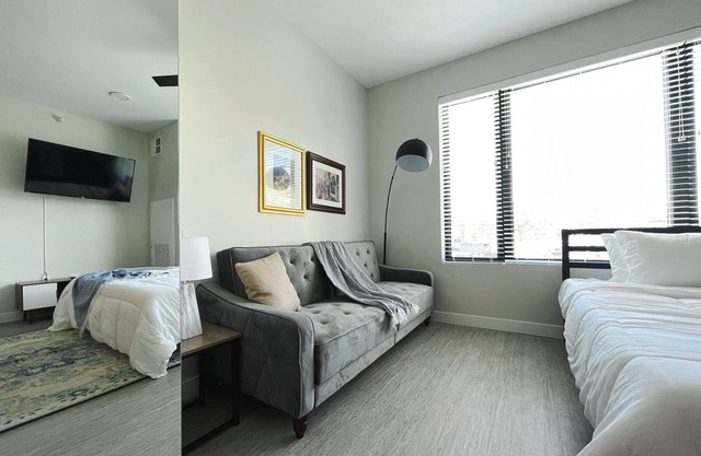 Sleepover: Cityscape Studio and Gym - Des Moines