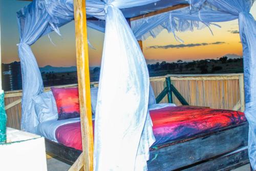 Sleeps 3 Ensuite Star Bed Mt Kilimanjaro View
