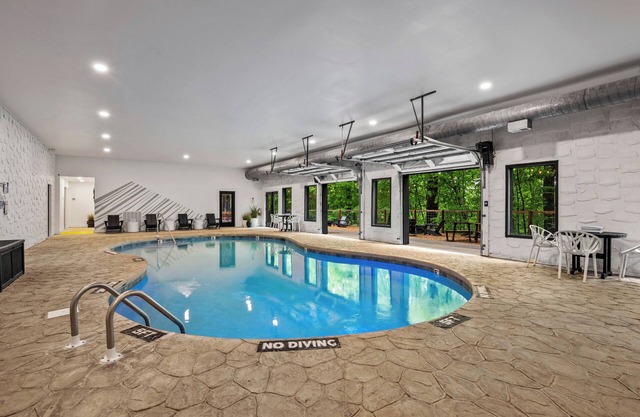 Sleeps 36 | Indoor Heated Pool, Hot Tub, Game Room, Firepits | Near Dollywood