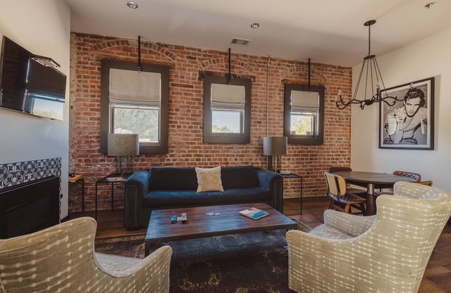 SLO Brew Lofts - 2 Bedroom 'The Vagabond Loft'