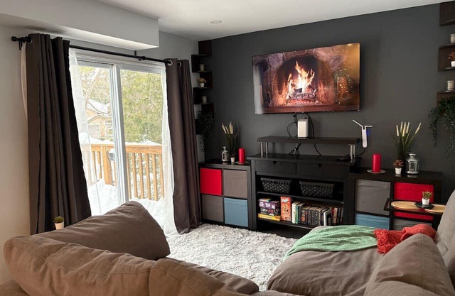 Slope Side Serenity, Ski Blue M.