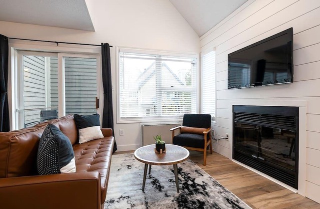 Slopeside Terminal - Outdoor Pool/Private Patio