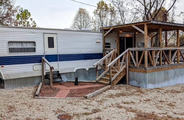 Small Camping Cabin - Happy Camper - Red River Gorge, KY Getaway!