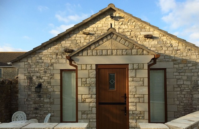 Small detached cottage not far from the historic City of Bath