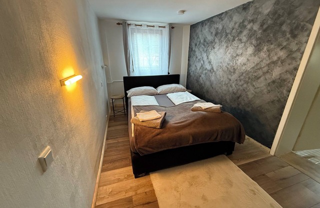 Small double room 16sqm with Smart TV
