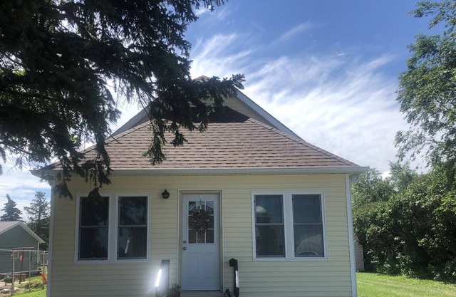 Small Town Rural Escape to Harvey ND