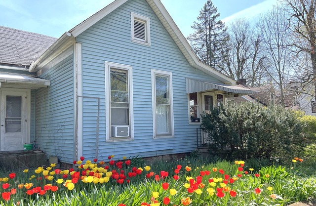 Small Victorian Cottage at Earlham, W/D, 100+Mbps Wifi