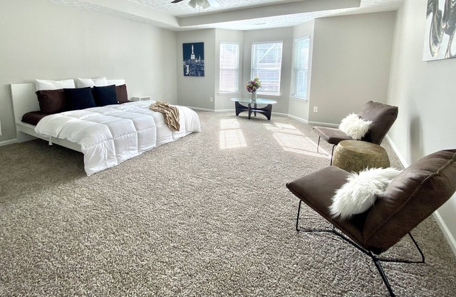 Smart Home minutes from ATL with King Suite