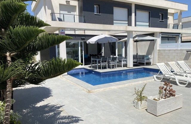Smart, newly constructed, contemporary Villa with private pool.