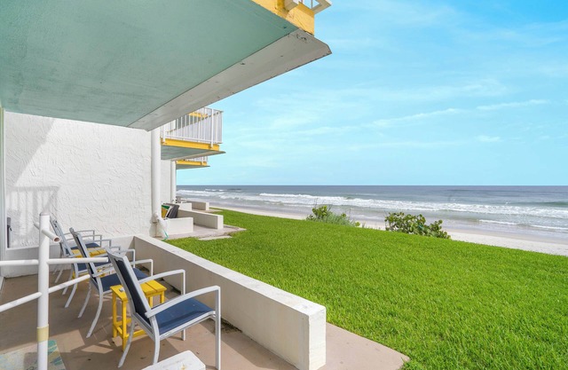 Smyrna Beach Club 117 spacious beach front condo
