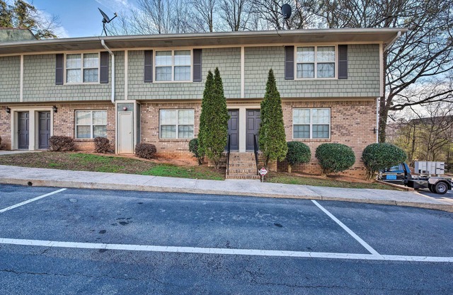 Smyrna Vacation Rental ~ 2 Mi to The Battery!