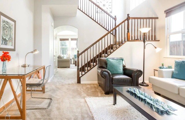 SN Enjoy the Comforts of a Silicon Valley Pad