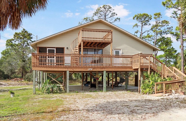 🌊🌙Snowbird Friendly, Dogs Welcome-Blue Moon Cottage🌙🌊