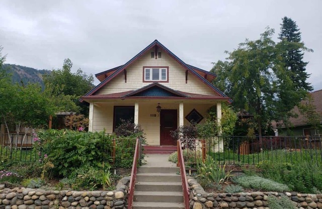 Snowcreek Suite BnB - Fir - Hot Tub