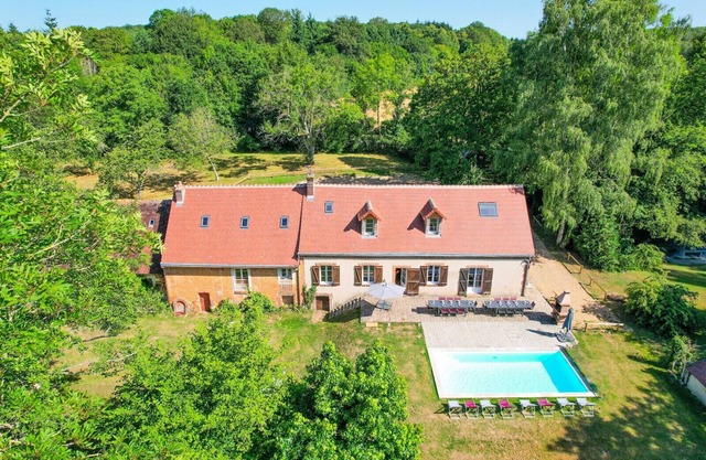 So Villa Moulin du Vinet (28) - Heated pool - Basketball - 1h30 Paris - 26p.