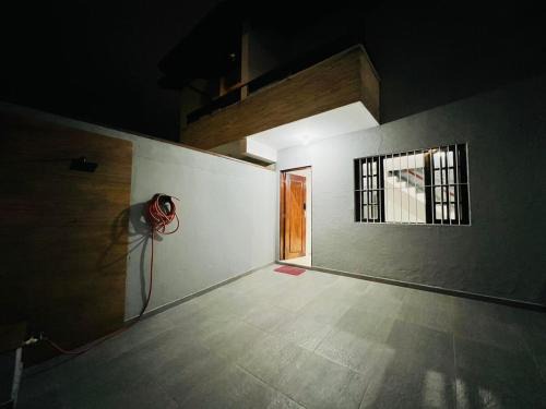 Sobrado Novinho Centro Caraguá super aconchegante