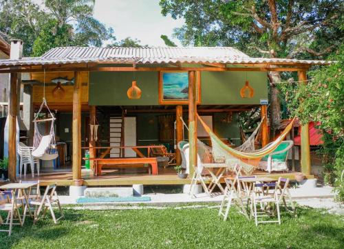 Sobrado Verde da Ale e do Thiago Ilha do Mel Encantadas