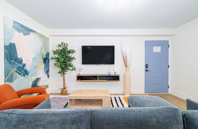 Sojourn's Harborage - Coast Suite