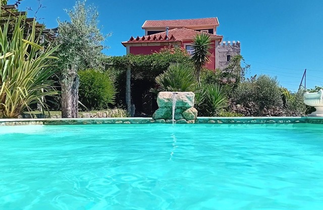 Solar da Mottan4 bedroom villa in Douro - WiFi, pool, BBQ, free parking