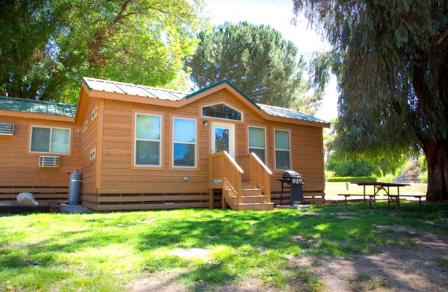 Soledad Canyon Cottage 15