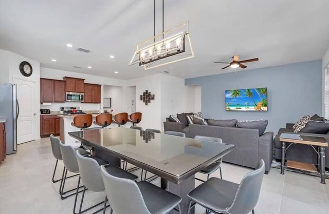 Solterra Resort-7 Bedrooms 5.5 Bath Pool/Spa-Clubhouse/Lazy River-Near Disney