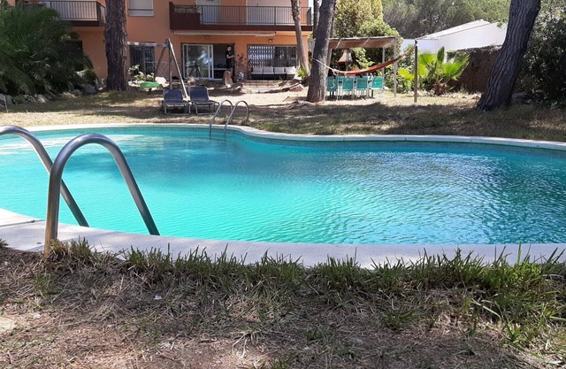 SOMB 006 - PLAYA DE LA FOSCA - PALAMOS - AP. 4 BEDRRROMS GARDEN POOL GARAGE