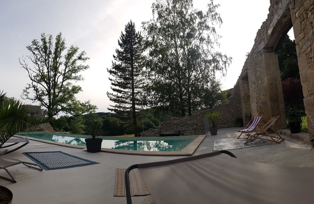 Somptueuse Villa du 18ème Siècle Avec Piscine et Jacuzzi