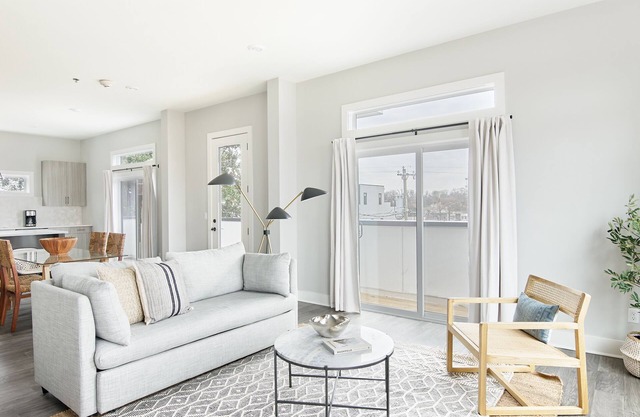 Sonder The Retreat | Three-Bedroom Apartment w/Rooftop