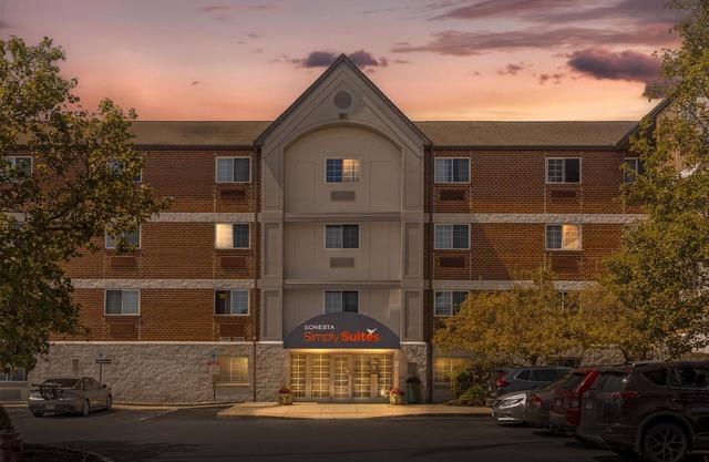 Sonesta Simply Suites Boston Burlington