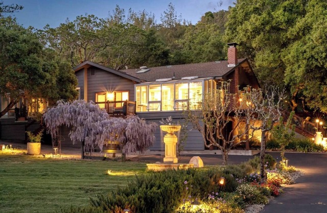 Sonoma 14Acres, 5BR 5BA 2Houses, Pool, Plaza 3 mi.