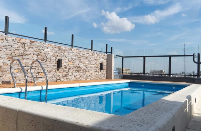 Sophisticated in Buenos Aires | AR-CRAMER1002